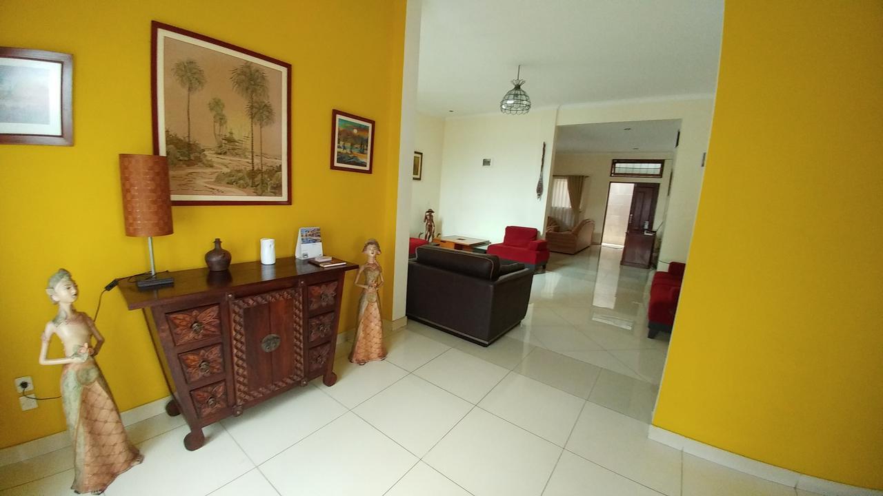 Villa Rumah Ibu Dago バンドゥン エクステリア 写真