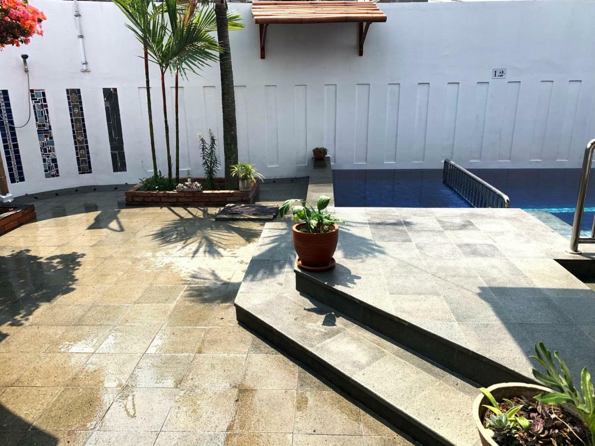 Villa Rumah Ibu Dago バンドゥン エクステリア 写真